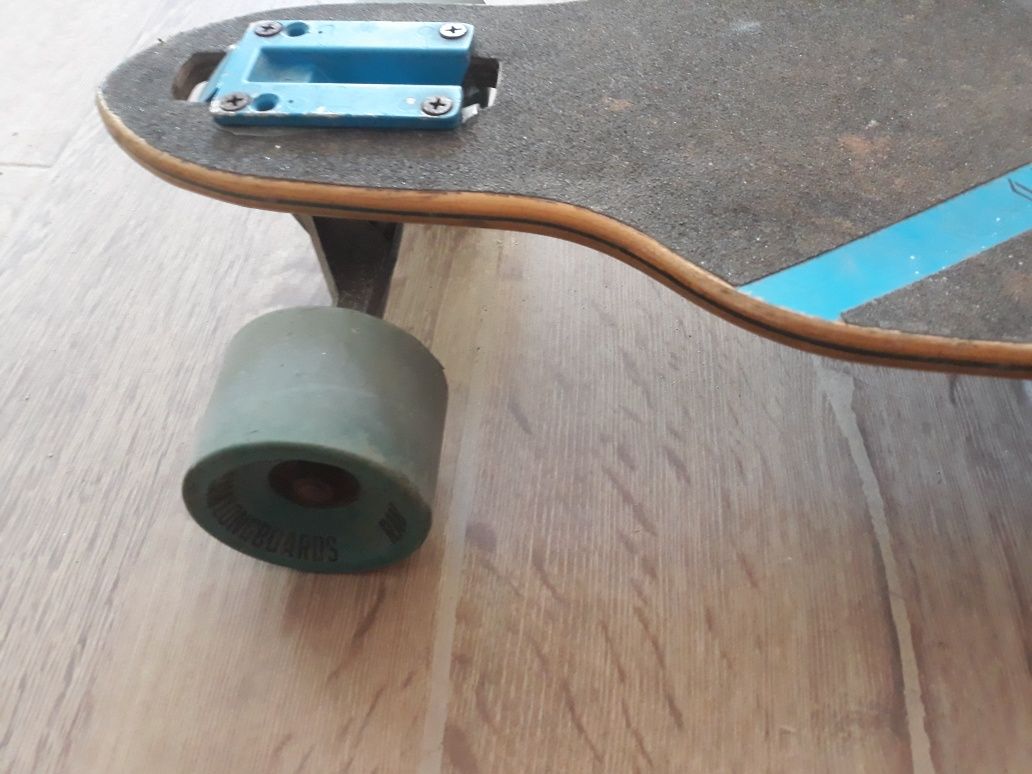 Longboard ram skateboard