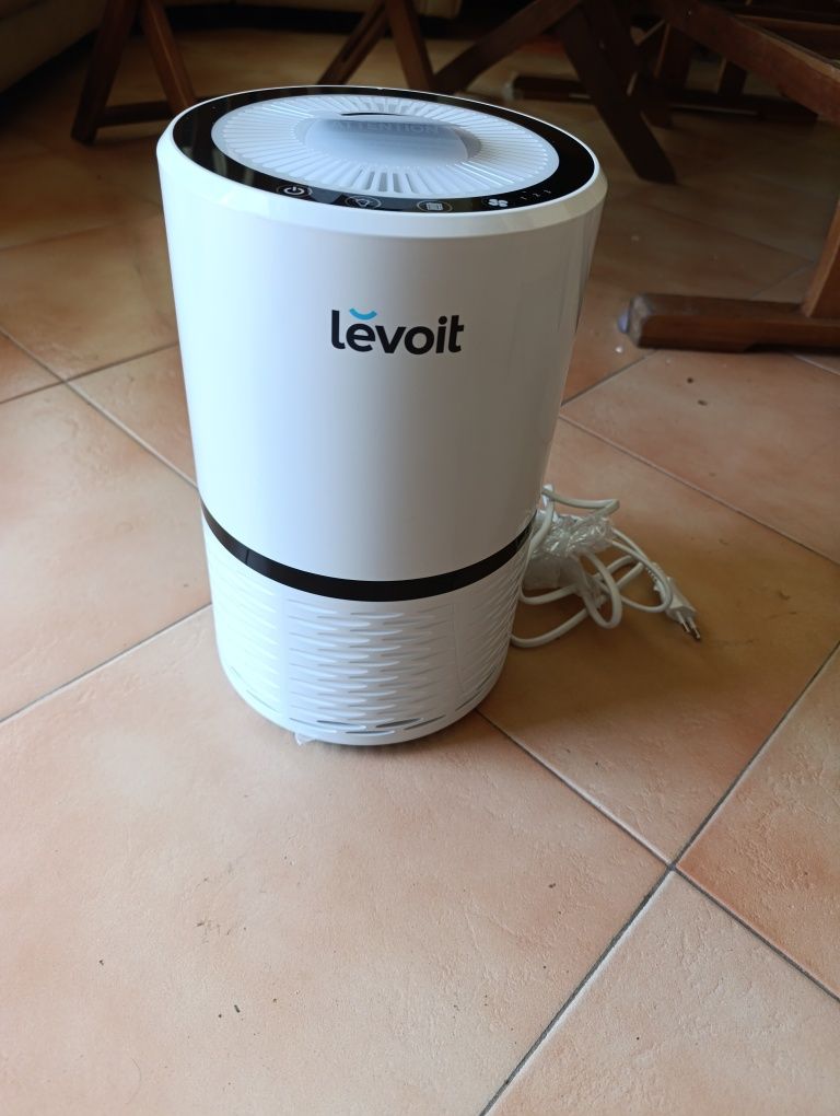 Purificator aer levoit