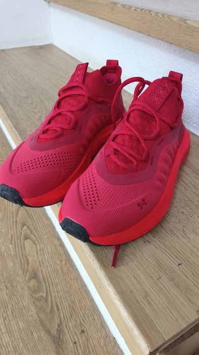 Under Armour Phantom 4