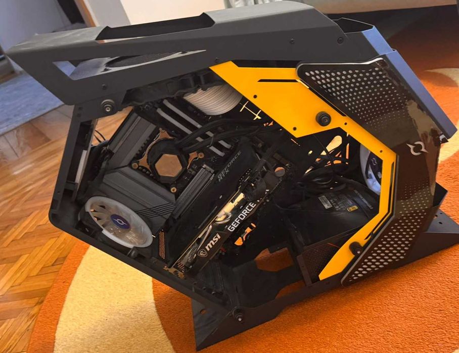 Vând PC Gaming ieftin