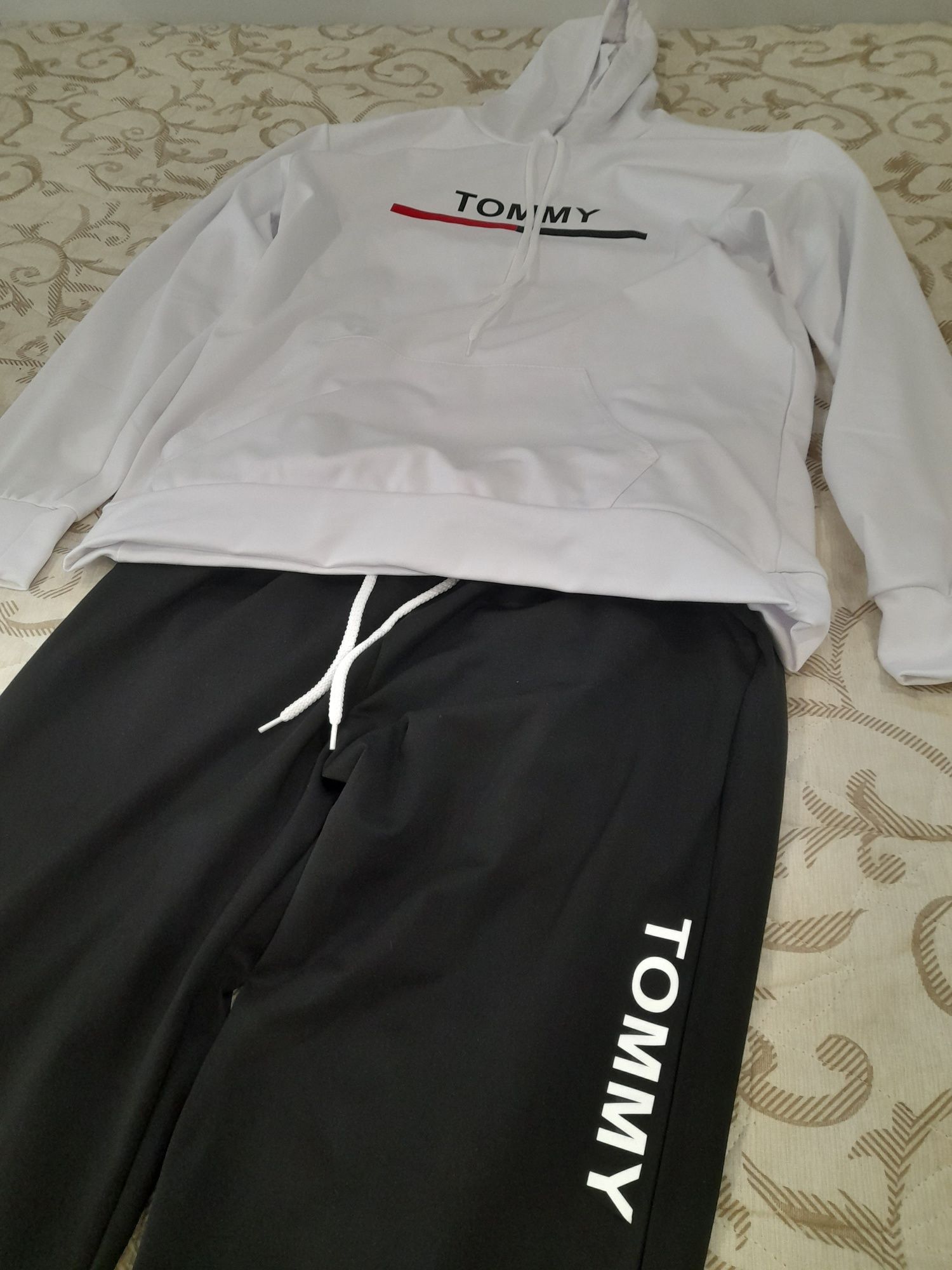 Спортен Екип Tommy Hilfiger