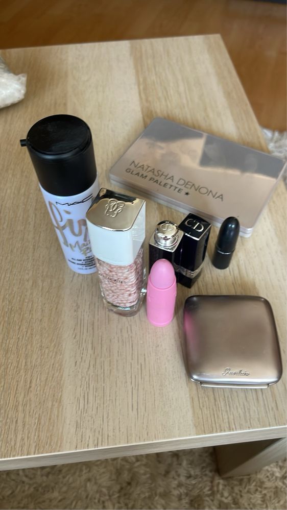 Козметика  Dior Mac Jeffrey star  Guerlain