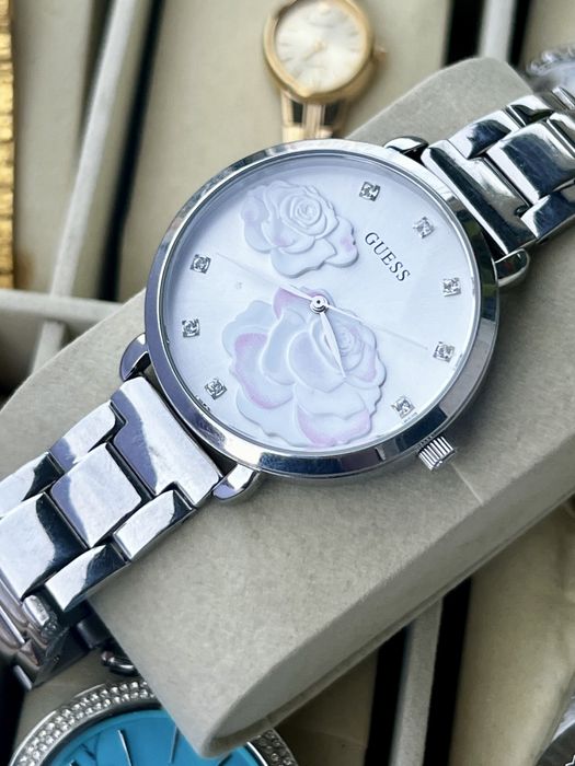 Ceas damă Guess GW0242L1