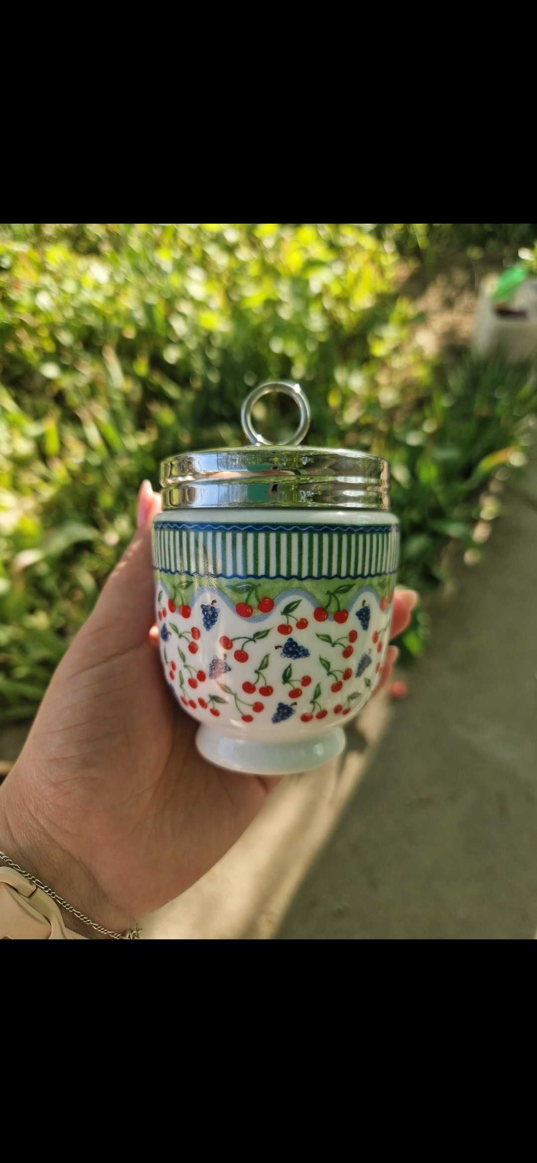 Royal Worcester King Size Egg Coddler