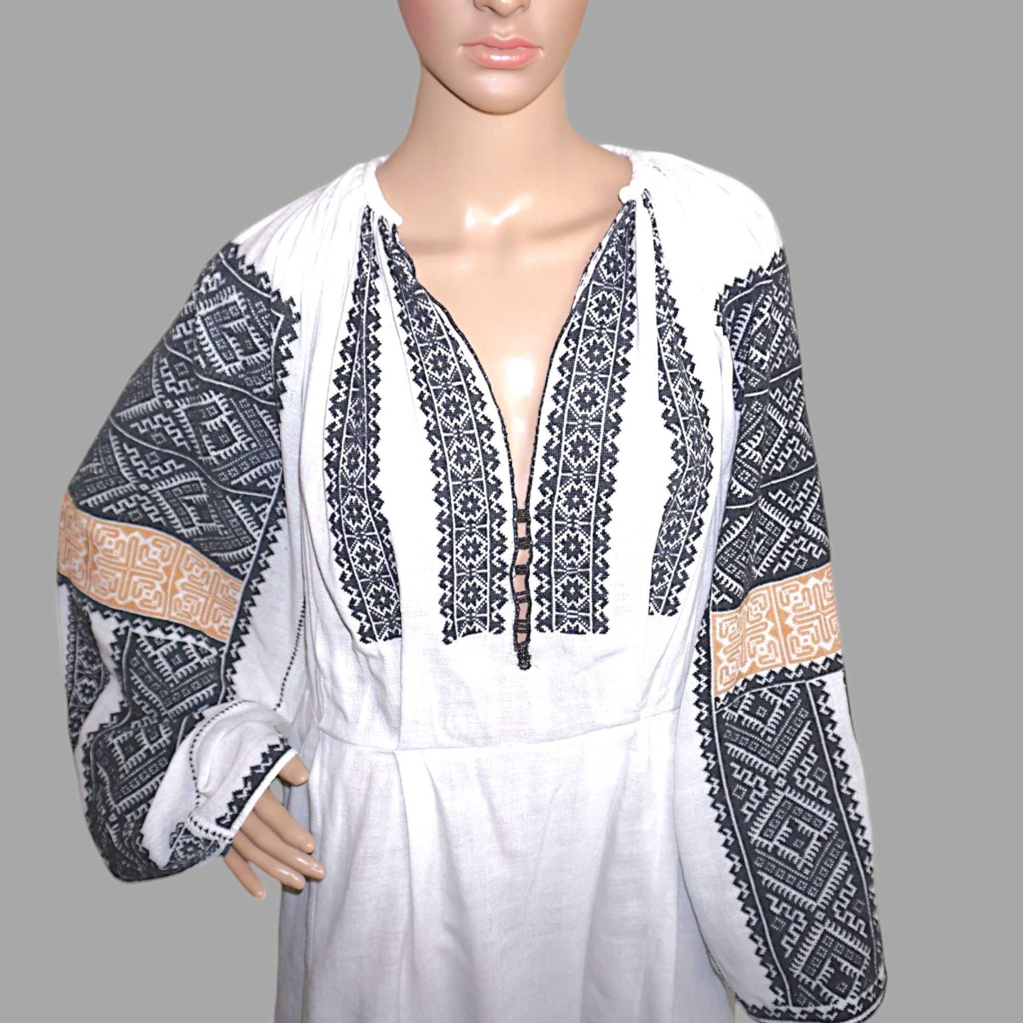Ie traditionala veche lucrata manual - rochie taraneasca M-L