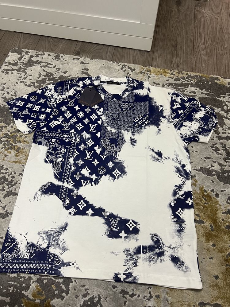 Tricou Louis Vuitton colectia 2023 Poze reale100% Calitate superioara