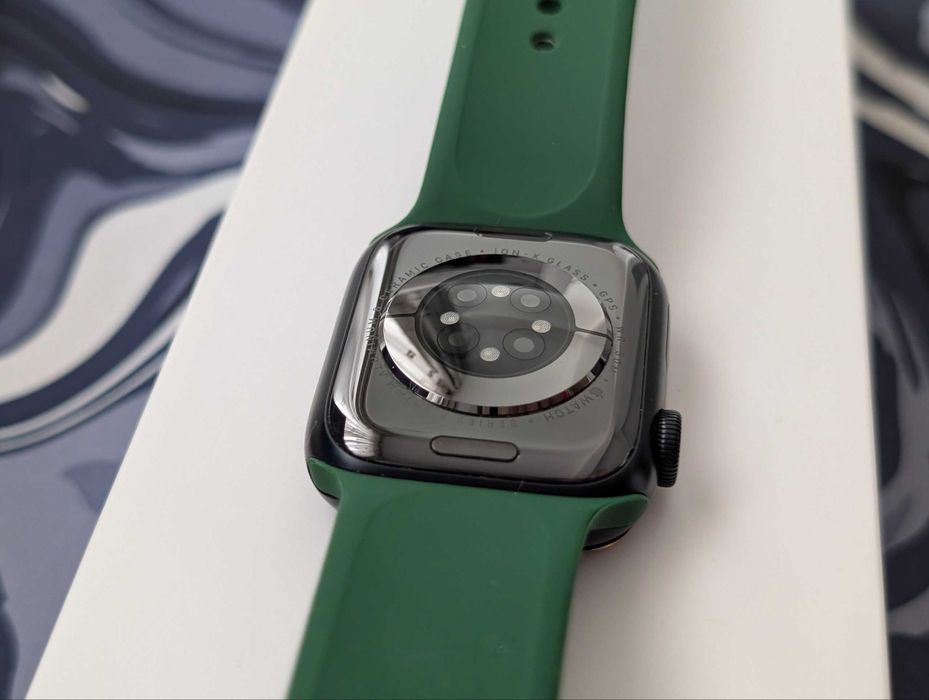 Apple Watch Series 7 (41 mm, GPS, negru)