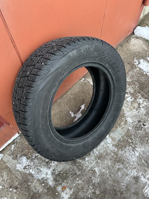 Резина 215/60R16