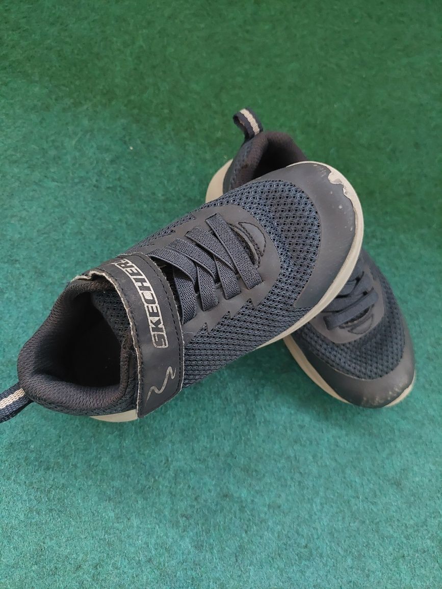 Adidasi Skechers marimea 29