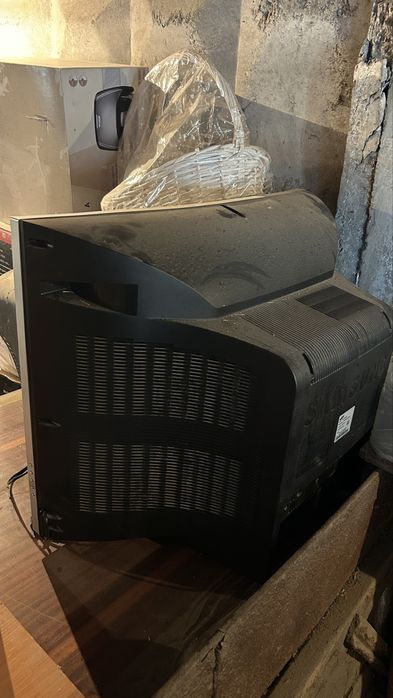 Продам телевизор в рабочем состояние