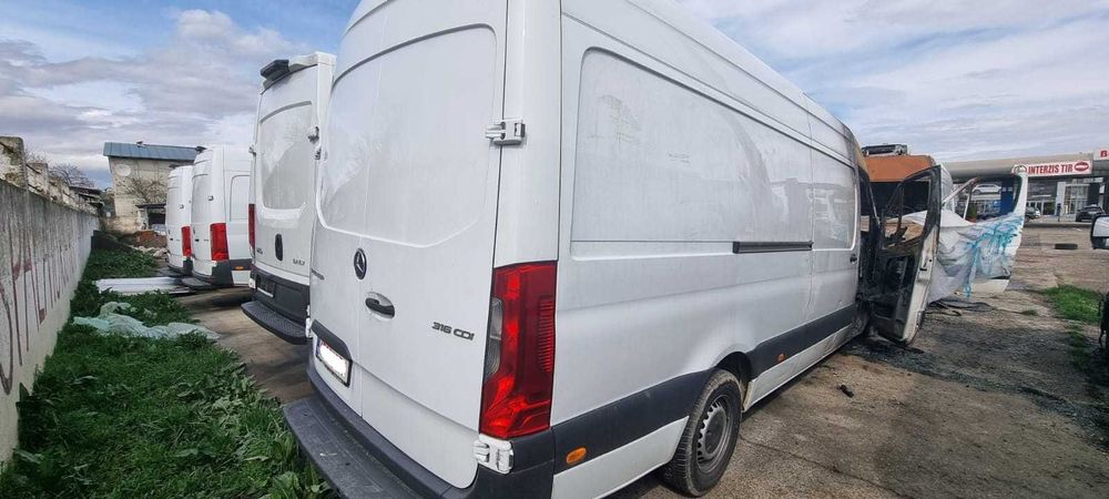 Caroserie Mercedes Sprinter 3/w907 an 2021 varianta lunga