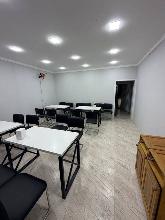 Срочно продаётся нежилое помещение  100м²   метро Ойбек   Angels food