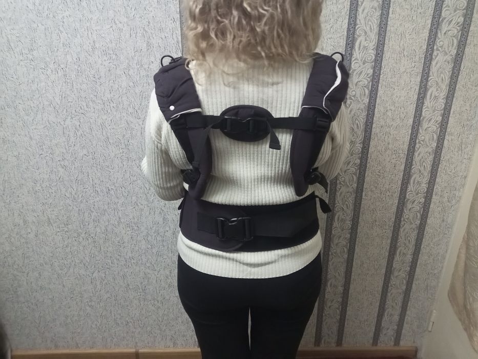 Продам кенгуру и ходунки ручные.