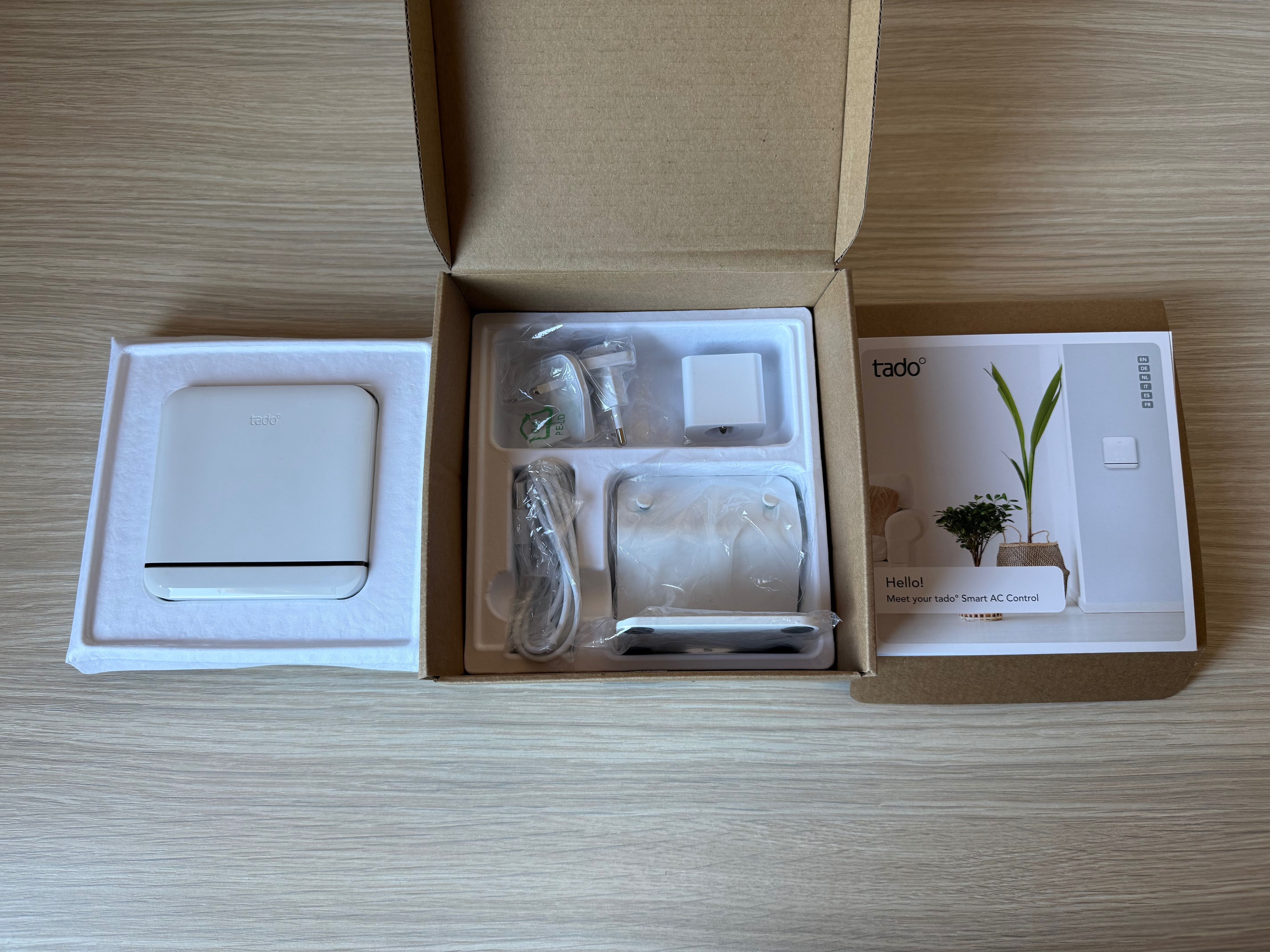 Умен контролер за климатик TADO° SMART AC CONTROL V3+ със Стойка