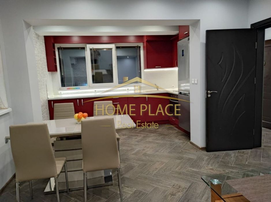 Дава се под наем Тристаен апартамент в Варна, Колхозен пазар - 75 кв.м за 714 € - Снимка #1