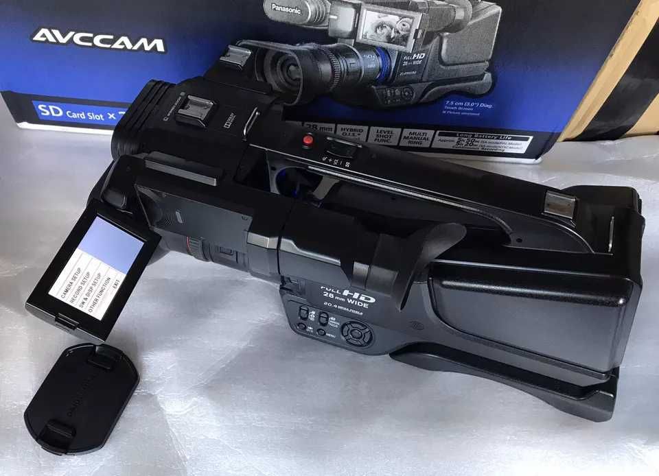 Cameră de filmat panasonic excelentă