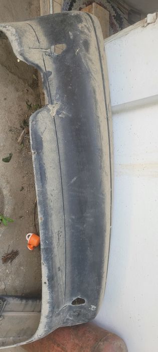 Продается задний бампер на пассат б3 седан