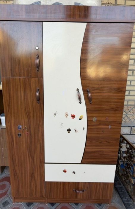 Mebil sotiladi hammasi