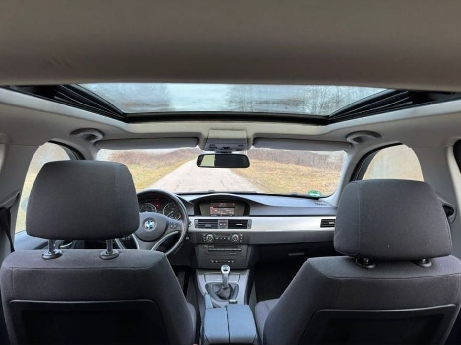 Vând BMW  Seria 3 E91