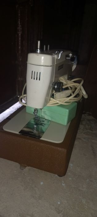 Radom 466 швейная машинка цена договорная