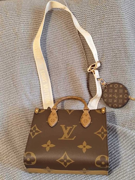 Louis Vuitton Модерна Функционална Дамска Чанта