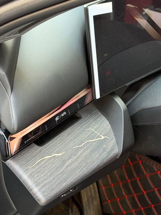 Bmw i5 35L 2024 seriy matt