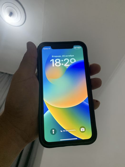 iPhone 11. 64 гб