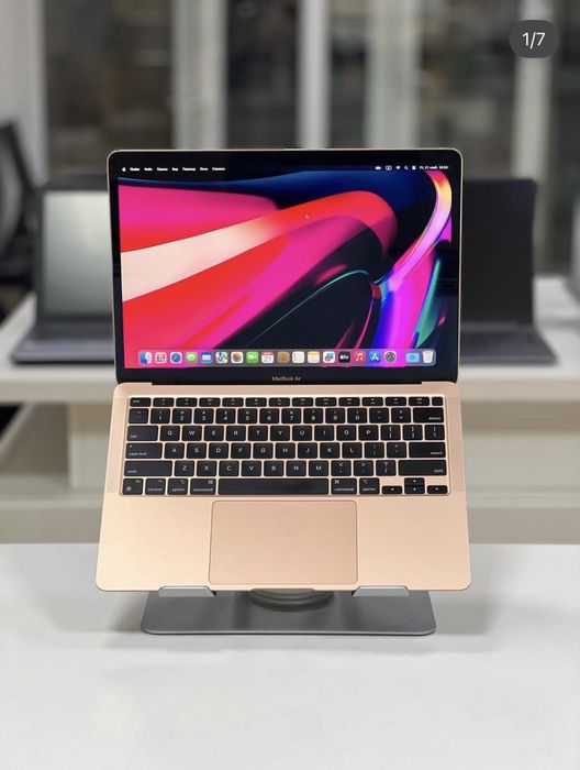 MacBook Air 13 | M1 | АКБ 96% | 8/256Gb | Коробка гарантия