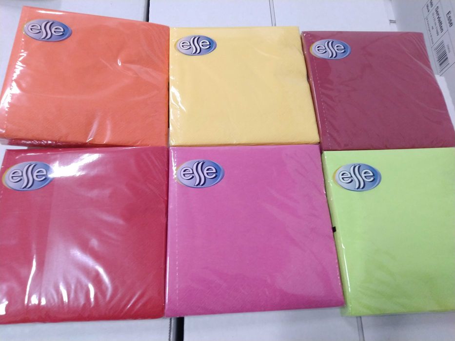 Салфетки ESSE цветные и с рисунком