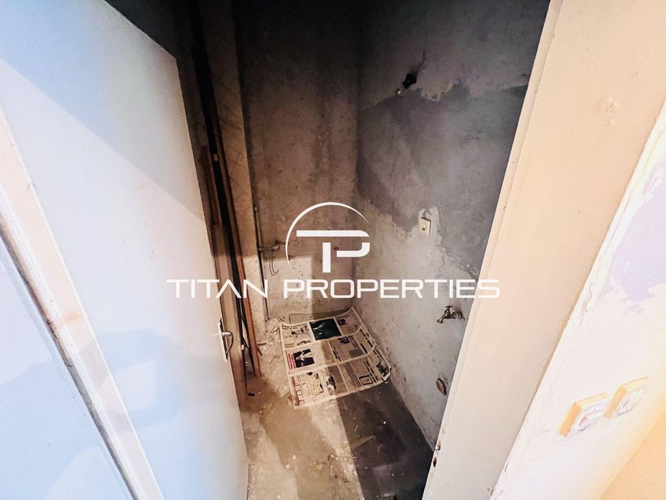 Дава се под наем Магазин в Бургас, Възраждане - 55 кв.м за 612 € - Снимка #4