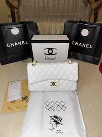 Geanta Chanel 26cm Alb Piele caviar Cutie/Punga Chanel