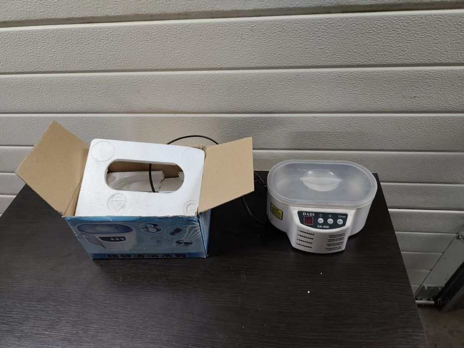 Curățitor cu ultrasunete