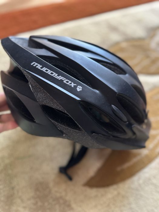 Casca protectie muddyfox