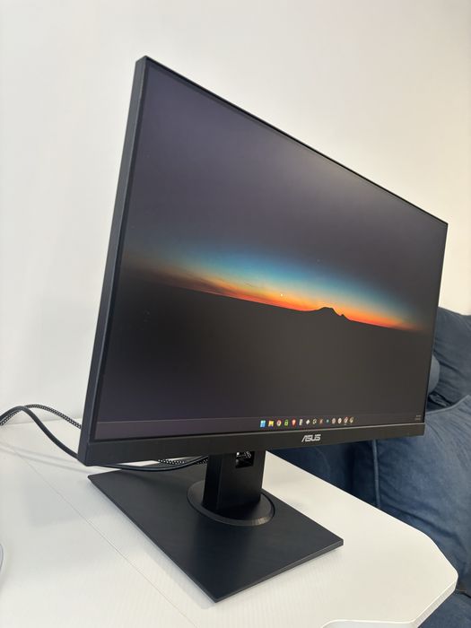 Monitor Asus Corpo 24.5