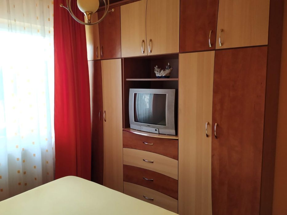 Inchiriez apartament cu 2 camere zona Sovata