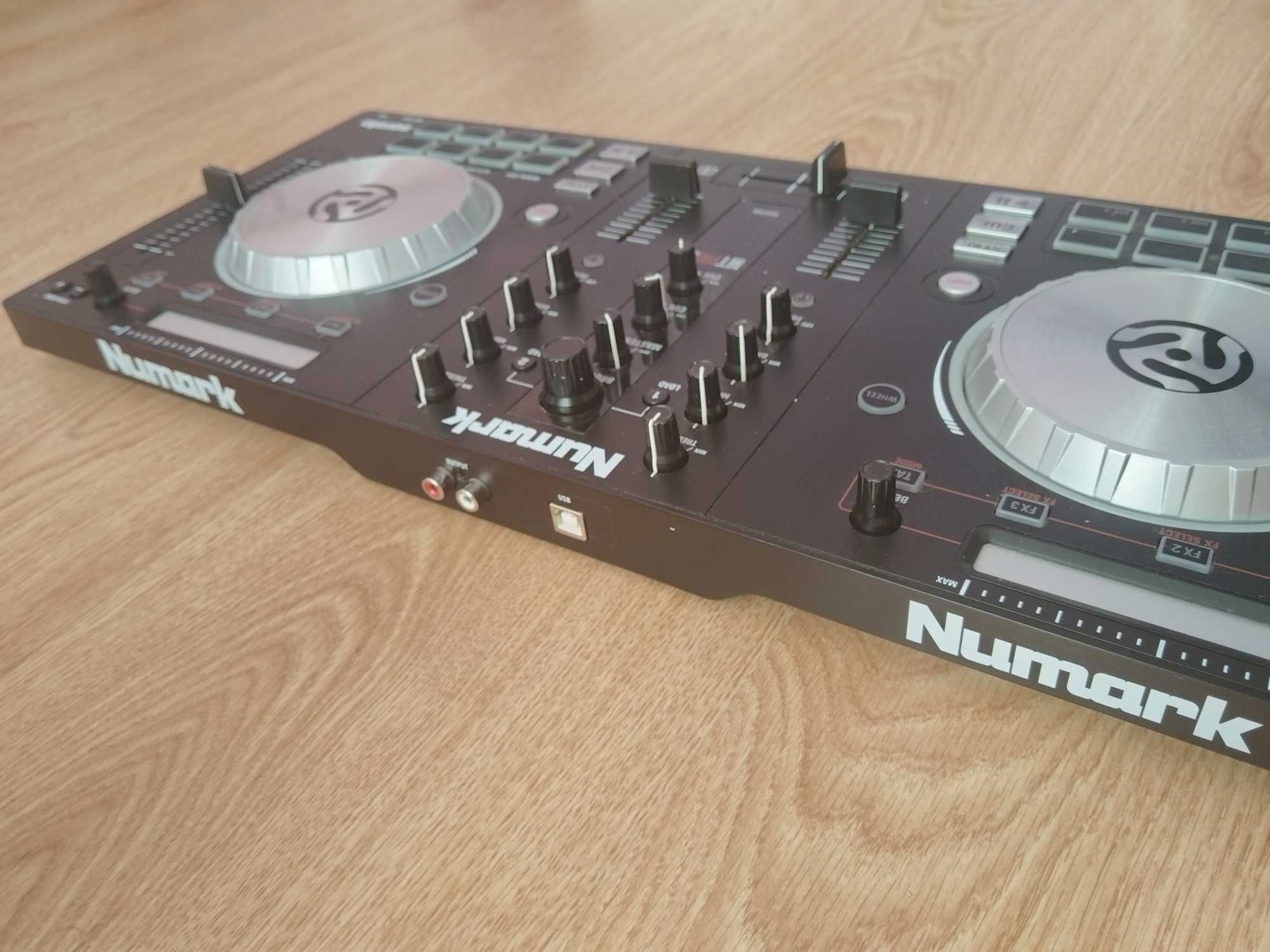 Numark mixtrack PRO 3