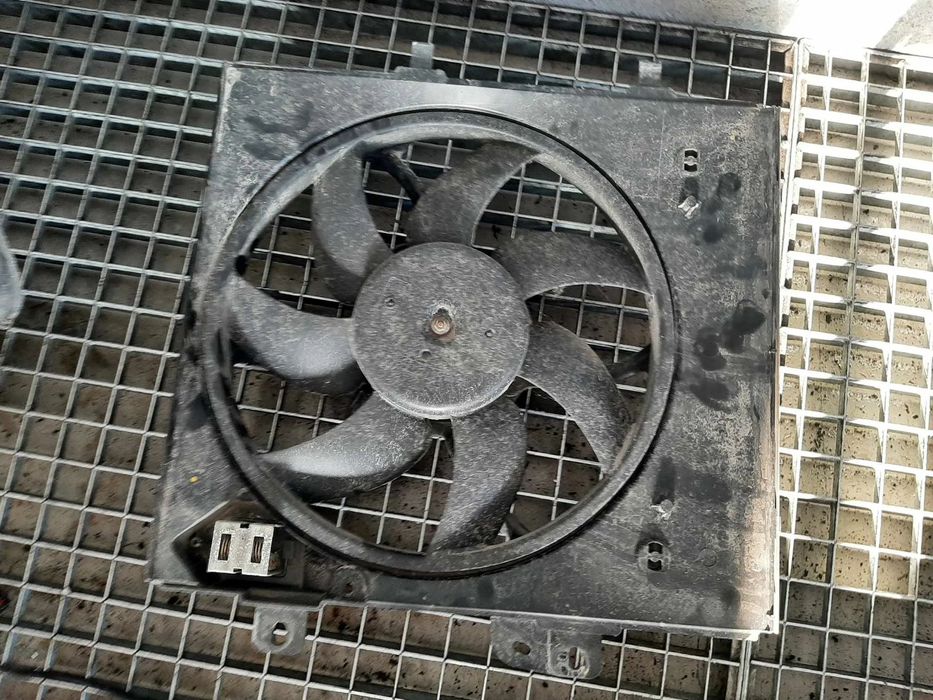 electroventilator 1.2 vti b hm01 citroen c3 2 98372a01