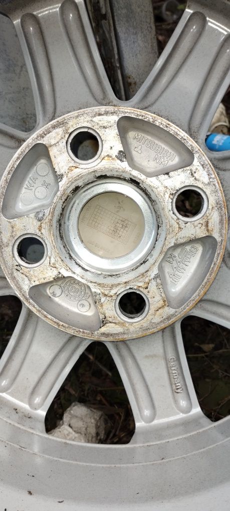 1 брой джанта 15" цола Mitsubishi