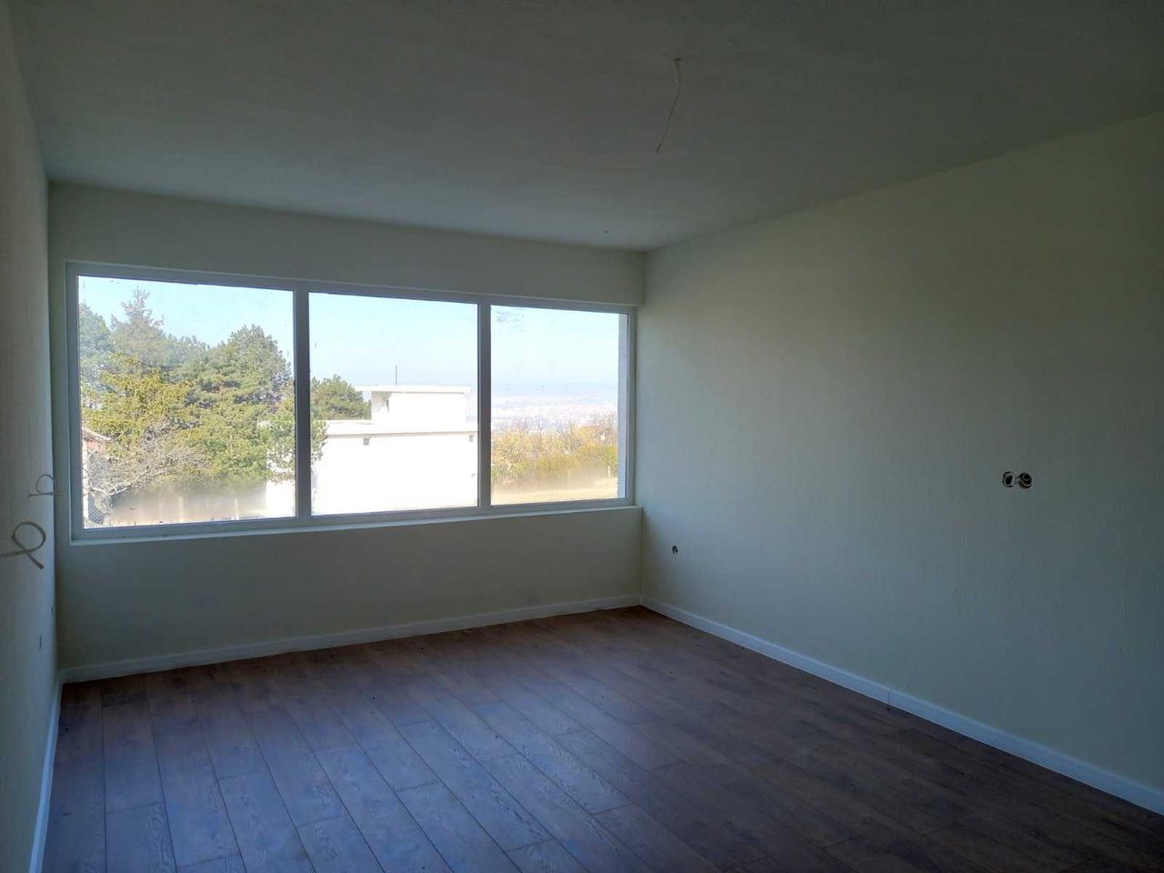Продава се Къща в Варна, Галата - 380 кв.м за 1422 €/кв.м - Снимка #8