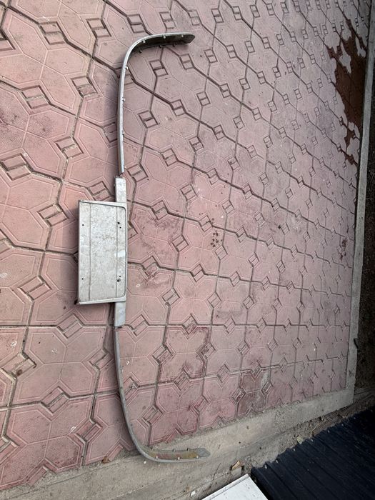 Молдинги под номер и задний бампер бмв е39 BMW E39