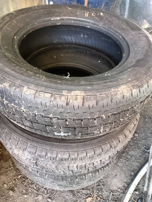 Vând 3 cauciucuri ,16 C