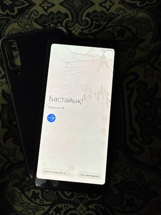 Samsung A7 продаю срочно