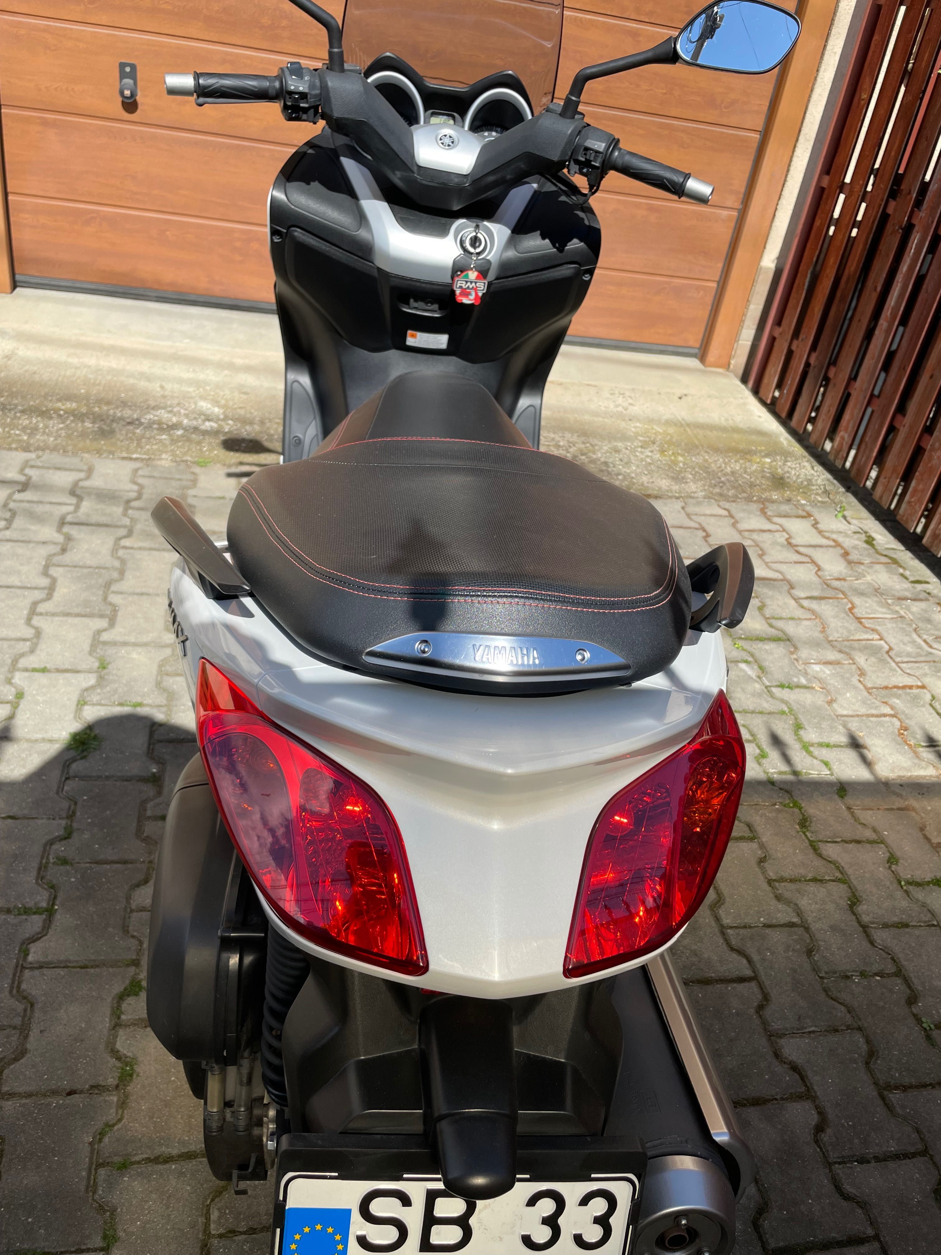 Vand Yamaha XMAX 250