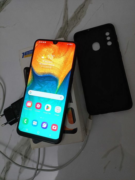 Samsung Galaxy A30 3Гб/32Гб в нормальном состоянии