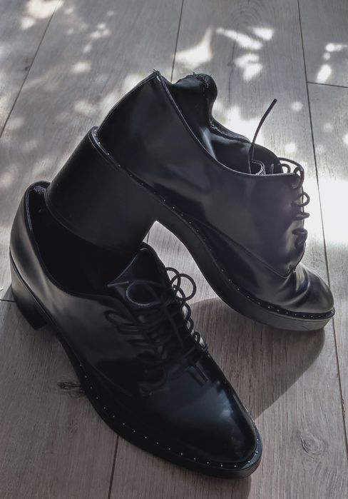 Есенни обувки с връзки и дебел ток Zara Зара 41 номер 26.6 стелка