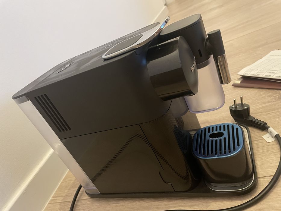 Nespresso lattissima one