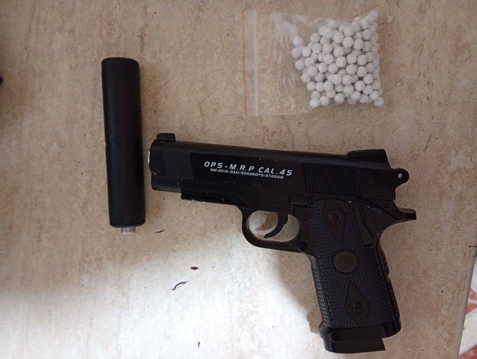 Pistol cu aer comprimat C9 Colt 1911 si bile de 6 mm, Metalic, Negru