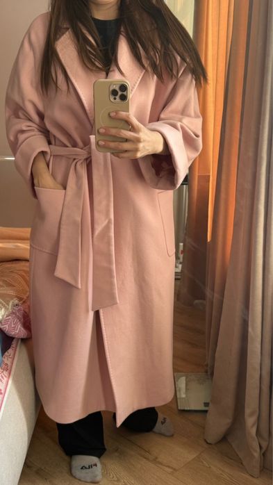 Продам новое пальто срочно