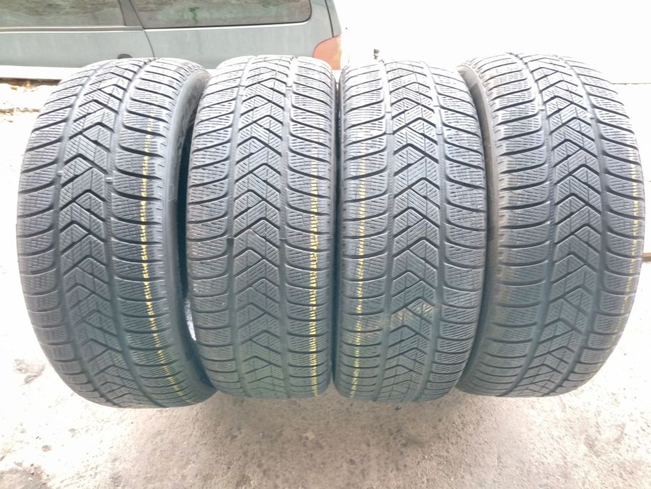 4 anvelope de iarna Pirelli 235/55 R19 dot 0921