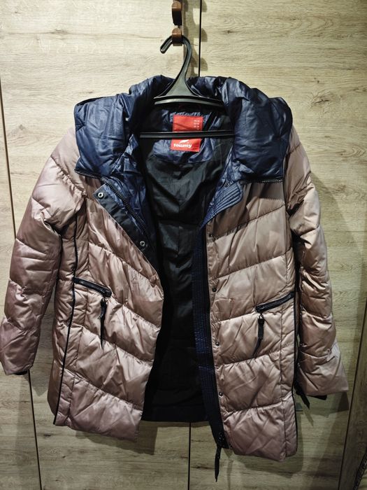 Продам  куртку тёплую